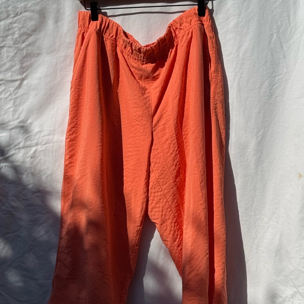 Title Nine Slaycation Wide Leg Cropped Pants in women’s size XL. - Picture 3 of 3